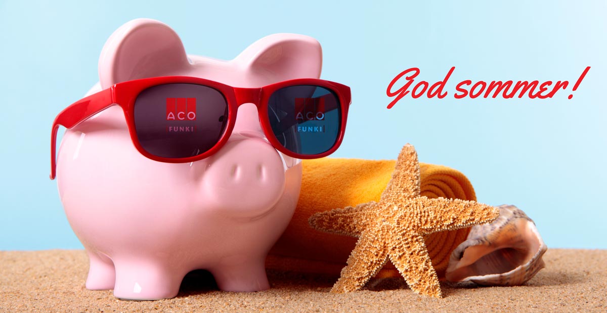 Piggy Bank on beach vacation Piggy Bank on beach vacation